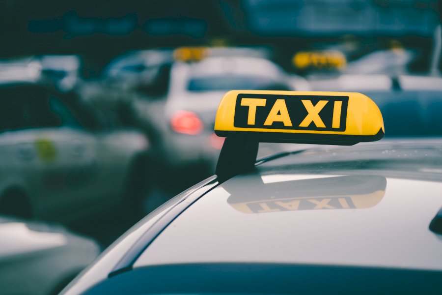 What advantages does a taxi system offer your passengers and users?