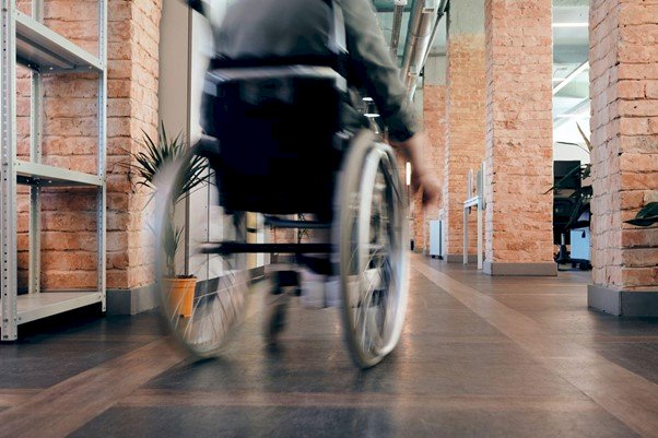 Taxis service adapted to people with disabilities