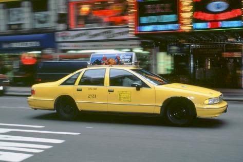 Complicaciones que podrías enfrentar en año nuevo al ofrecer servicios de taxis