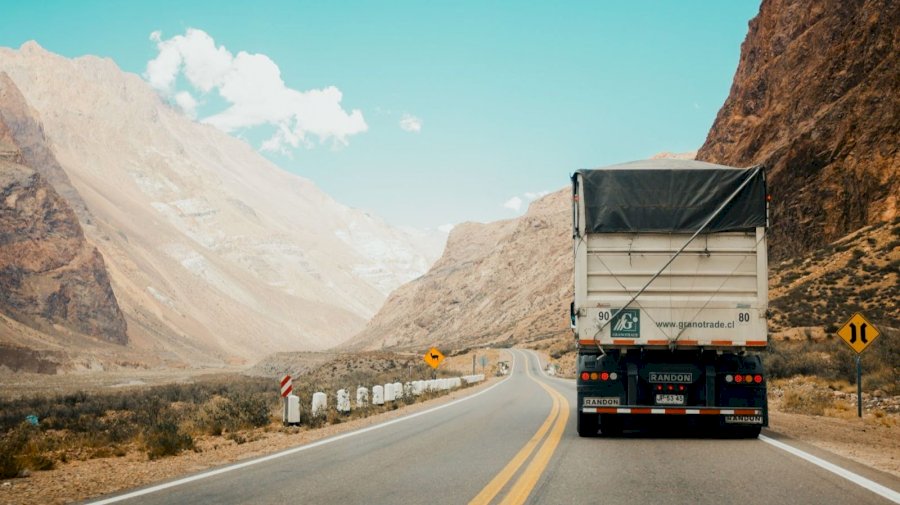 ¿Alquilar camiones para ampliar tu empresa de transporte?