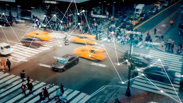 ¿Cómo las ciudades utilizan datos precisos y la inteligencia artificial para mejorar la movilidad urbana?