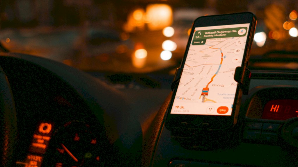 How to Start a Rideshare App: A Step-by-Step Guide to Launch Your Platform
