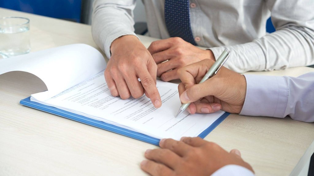 ¿Cómo conseguir más contratos siendo una empresa de transporte corporativo?